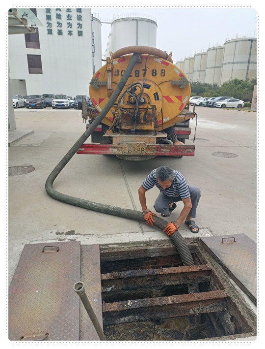 太仆寺隔油池清掏